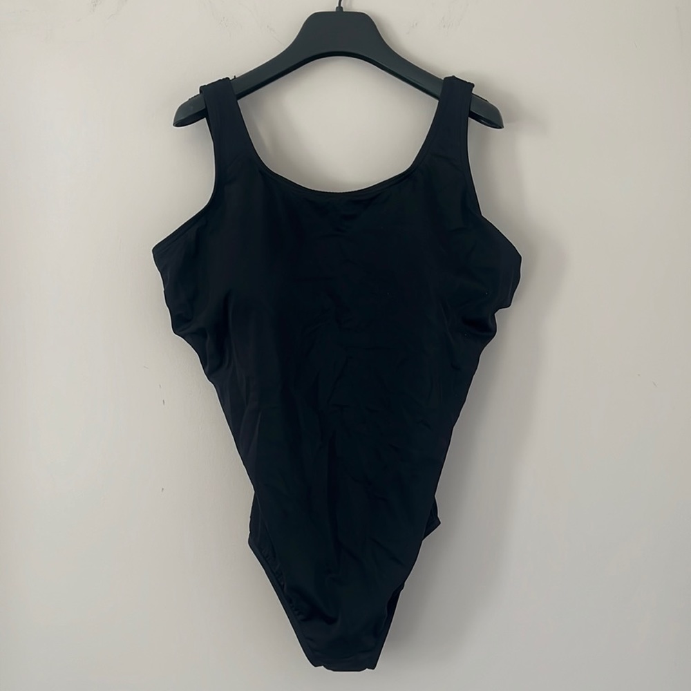 Swimming suit